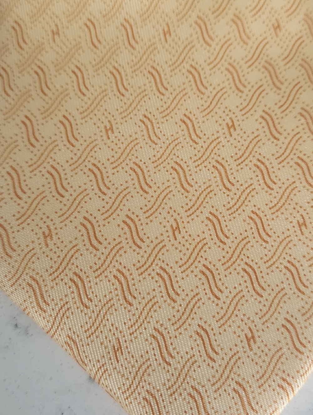 Hermes H Pattren Tie Silk Butter Yellow 7855 UA France Formal Faconnee Initial H - Picture 5 of 10